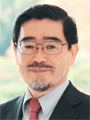山地 憲治